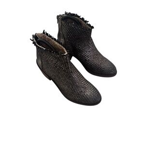 Band of Gypsies "Cortez" model in Pewter size 6.5